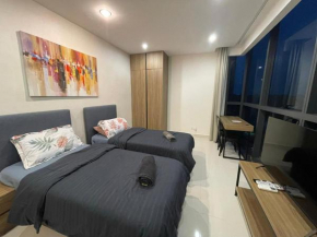 Stunning View Studio Kozi Square